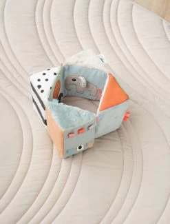 Done By Deer Cube Sensoriel Dépliable -Enfant Périphériques Magasin done by deer cube sensoriel depliable 3