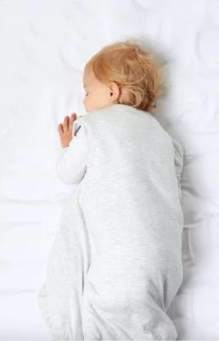 Günamüna Dormeuse En Bambou Magnolia 2.6 TOG -Enfant Périphériques Magasin guenamuena dormeuse en bambou magnolia 26 tog 1