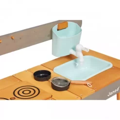 Janod Muddy Lab, Cuisine Extérieure