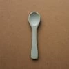 Minika Cuillère En Silicone Sage -Enfant Périphériques Magasin minika cuillere en silicone sage