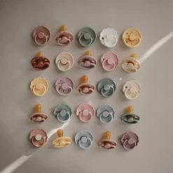 Mushie Suce Frigg Daisy Daffodil -Enfant Périphériques Magasin mushie suce frigg daisy daffodil 1