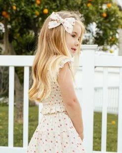 Rylee + Cru Boucle Sur Barrette Fraises