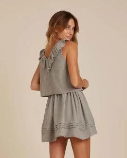 Rylee + Cru Haut Court Ruffle Pool Femme