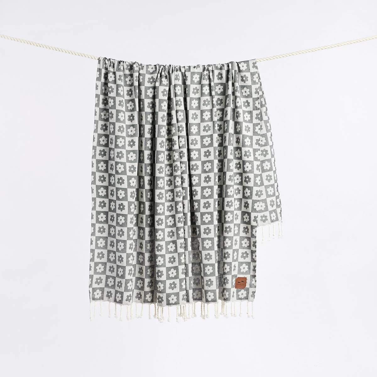 Slowtide Couverture De Plage - Gigi (Noire) 7 Slowtide Couverture De Plage - Gigi (Noire) – Image 5